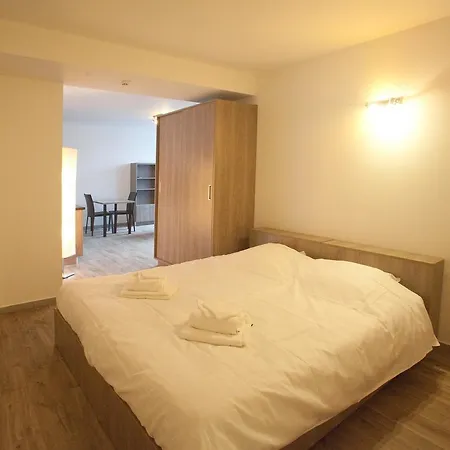 Shortstayleuven * Löwen